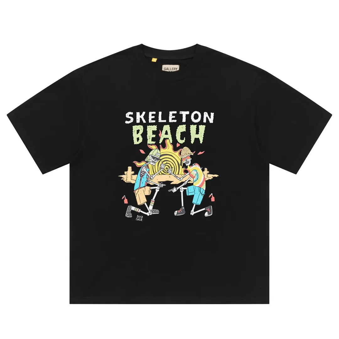 Model D133 Gallery dept American trendy brand printed high street short-sleeved T-shirt. It adopts digital direct printing printing technology and is shaped at high temperature. It is soft, comfortable and breathable. It weighs 240 grams and does not pill, fade or deform. S to XL, p106
